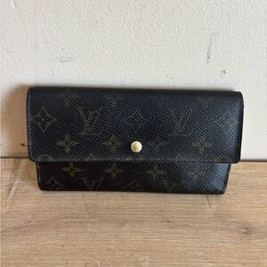 Authentic Louis Vuitton monogram wallet